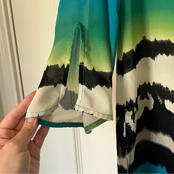 Tunic - Picture 6 of 9